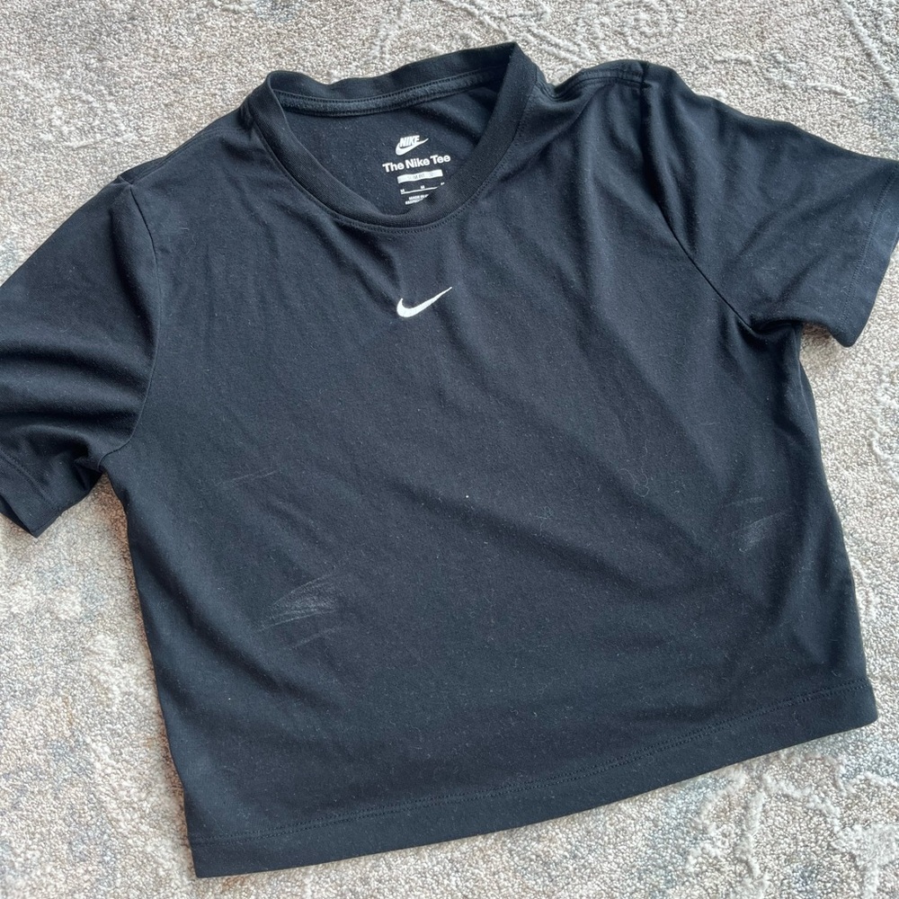 Nike Black cropped tee